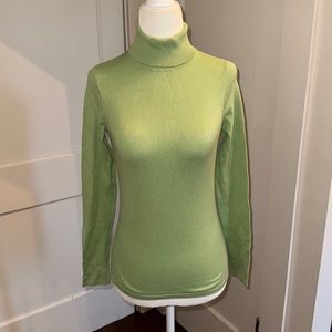 Women’s Vintage Lime Green Classic Turtleneck Sweater Petite Small